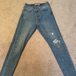 Levi's wedgie skinny distressed jeans